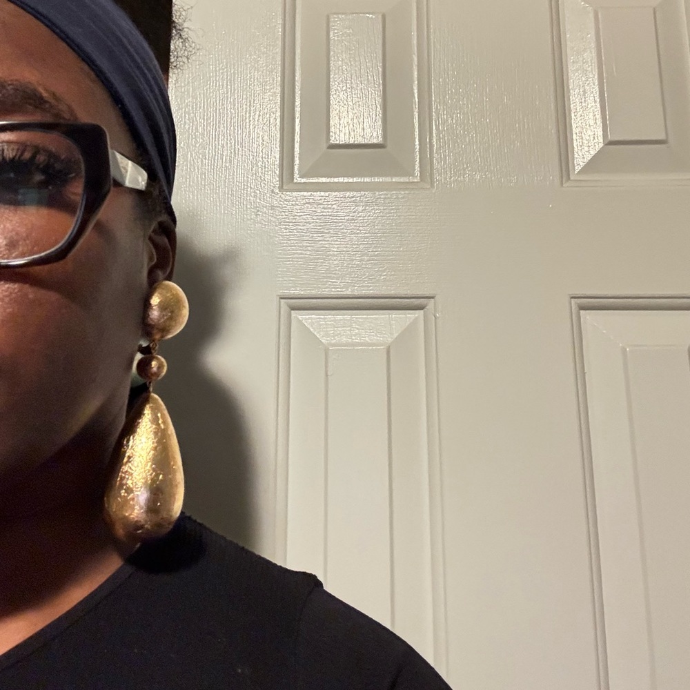 Cult Gaia Eviana Gold Foil Wood Earring - Picture 3 of 5